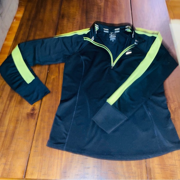 Nike Dri Fit Long Sleeve Pull Over - Picture 5 of 14